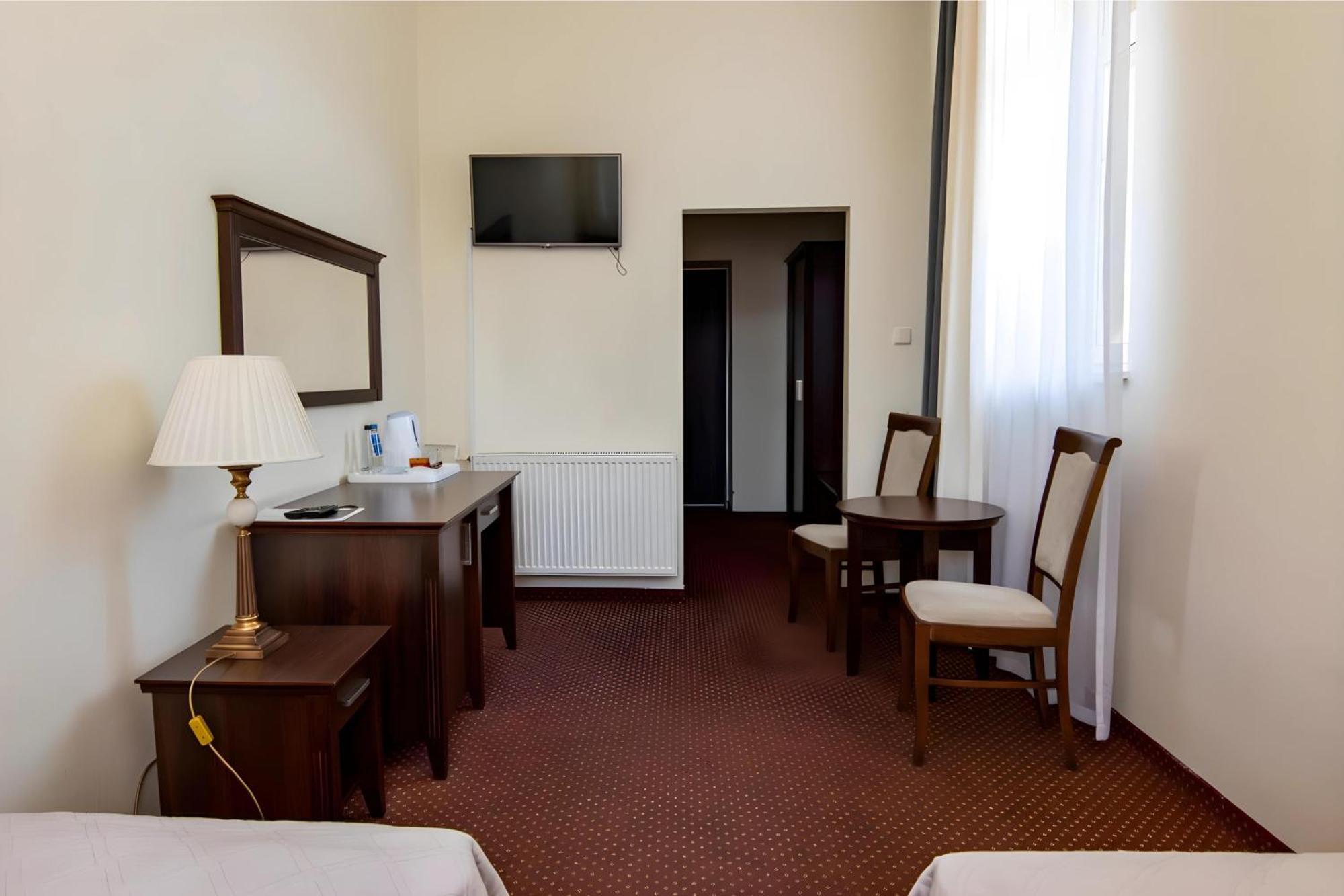 Bed and Breakfast Savoy Spała Exterior foto